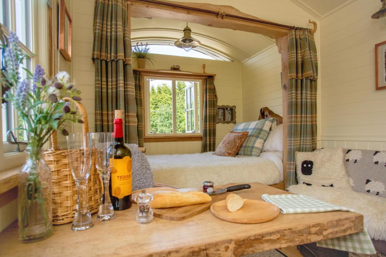 The Abberton Shepherds Hut Evesham Zewnętrze zdjęcie