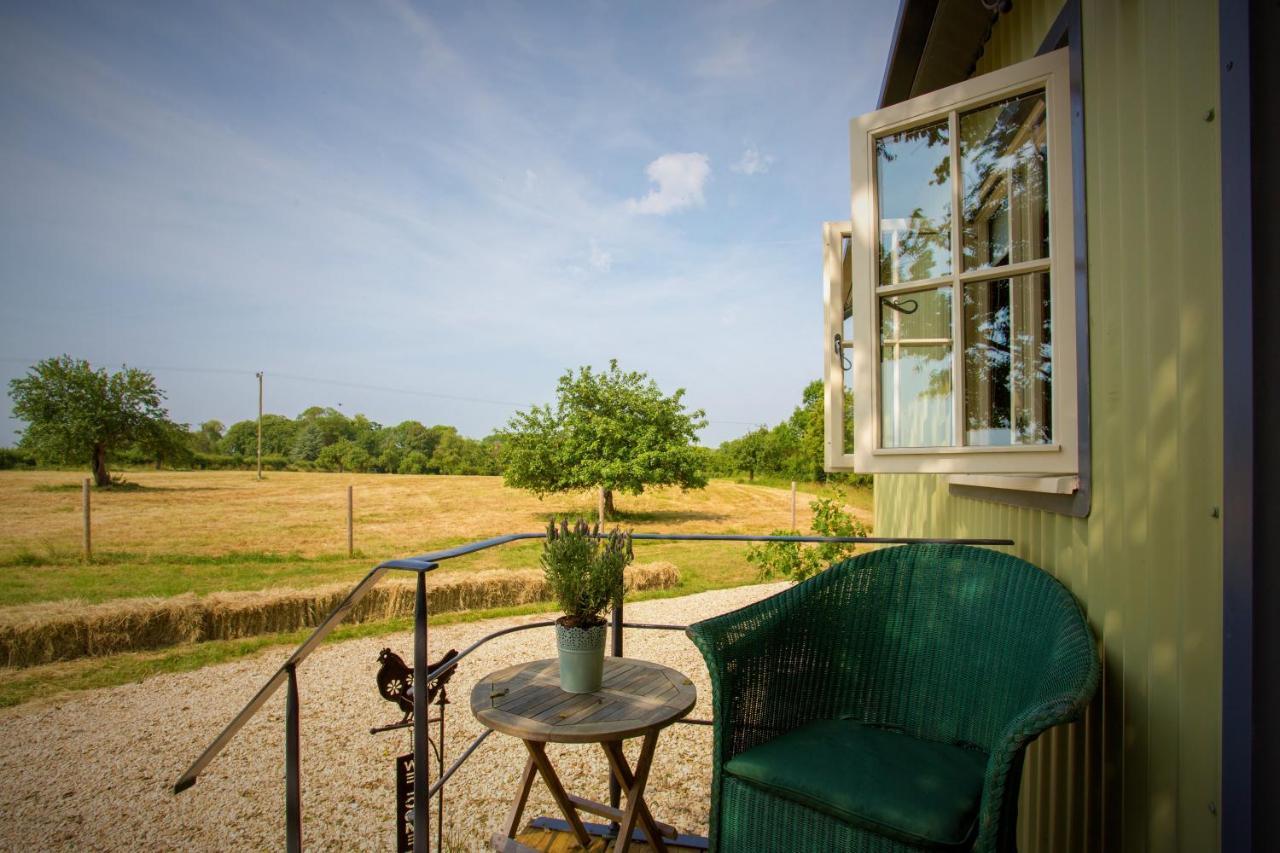The Abberton Shepherds Hut Evesham Zewnętrze zdjęcie